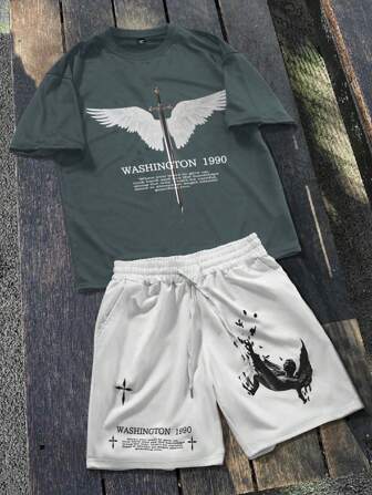 Manfinity Roghcode Cadeau pour le petit ami, ensemble t-shirt imprimé avec des ailes et une longue épée, et short à cordon, jeune tenue de rue