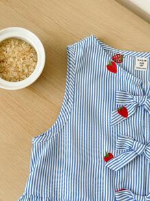 SHEIN Tween Girl Casual Minimalist Strawberry Striped Ruffle Trim Tank Top - Blue - View 3