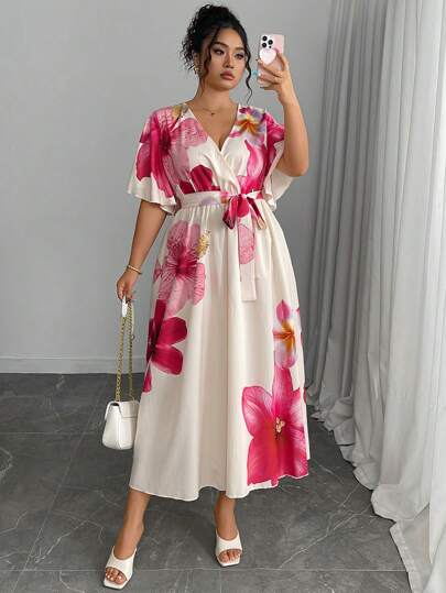 Modelyn 大码纹理花卉印花腰部喇叭连衣裙