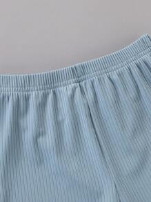 SHEIN Vintaside Kids Bộ áo thun không tay cổ tròn in hình khủng long hoạt hình mùa hè cho bé trai kèm quần short xanh trơn, phong cách sống động & dễ thương, thích hợp cho các chuyến phiêu lưu ngoài trời, thoải mái khi mặc ở nhà và tiệc tùng vui vẻ - Màu xanh lam - Xem 6