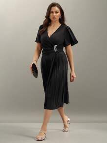 SHEIN Clasi Plus Size Women Elegant Pleated Tassel Rhinestone Decor Dress, Suitable For Commuting & Party, Minimalist & Graceful - Black - View 1