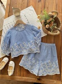 SHEIN LMoss Kids 2pcs Tween Girls Woven Striped Embroidered Top And Shorts Set