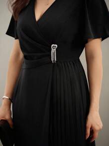 SHEIN Clasi Plus Size Women Elegant Pleated Tassel Rhinestone Decor Dress, Suitable For Commuting & Party, Minimalist & Graceful - Black - View 6