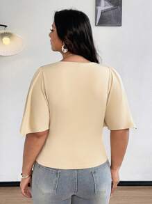 SHEIN Unity Blusa para mujer talla grande elegante y sexy con cuello en V ajustada y decorada con perlas - Albaricoque - Ver 2