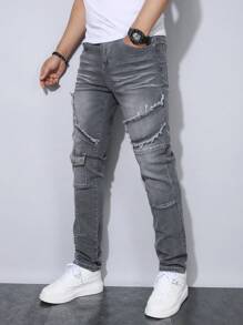Manfinity LEGND Men's Frayed Hem Solid Color Pocket Fashion Denim Jeans