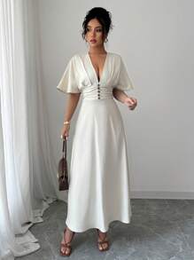 Chiquease 法式优雅高腰喇叭袖深 V 领褶皱束腰杏色女式连衣裙 - 杏色 - 查看 3