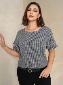 Chikora Curve Plus Size Women's Romantic And Elegant Daily Casual Commuting Black Texture Plaid Fabric Pleated Frill Edge Short Sleeve Round Neck Loose Shirt,Business Casual Woman,Going Out Tops Women,Office Outfits For Women,Work Clothes Women,Teacher Outfits For Women,Gingham - Black and White - View 4