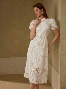 MOTF PREMIUM 刺绣拉链连衣裙 - 杏色 - 查看 3