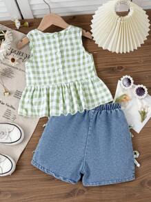 SHEIN Bộ áo ba lỗ bèo nhún không tay họa tiết gingham và quần short denim giản dị mùa hè cho bé gái - Nhiều màu - Xem 2