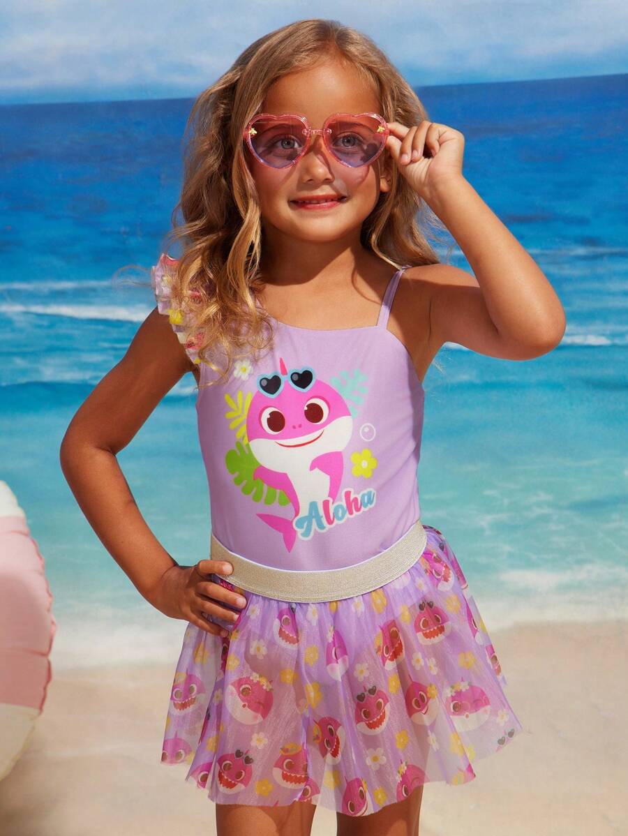 BABY SHARK X SHEIN 年轻女孩鲨鱼图案不对称领口连体泳衣和全身印花裙套装