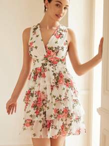 Revavyn 法式复古优雅V领无袖褶皱腰高工艺层叠荷叶边撞色花卉印花雪纺迷你连衣裙女 - 白色 - 查看 4