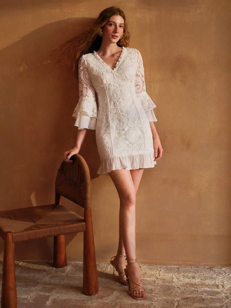 CONTRAST LACE RUFFLE HEM DRESS