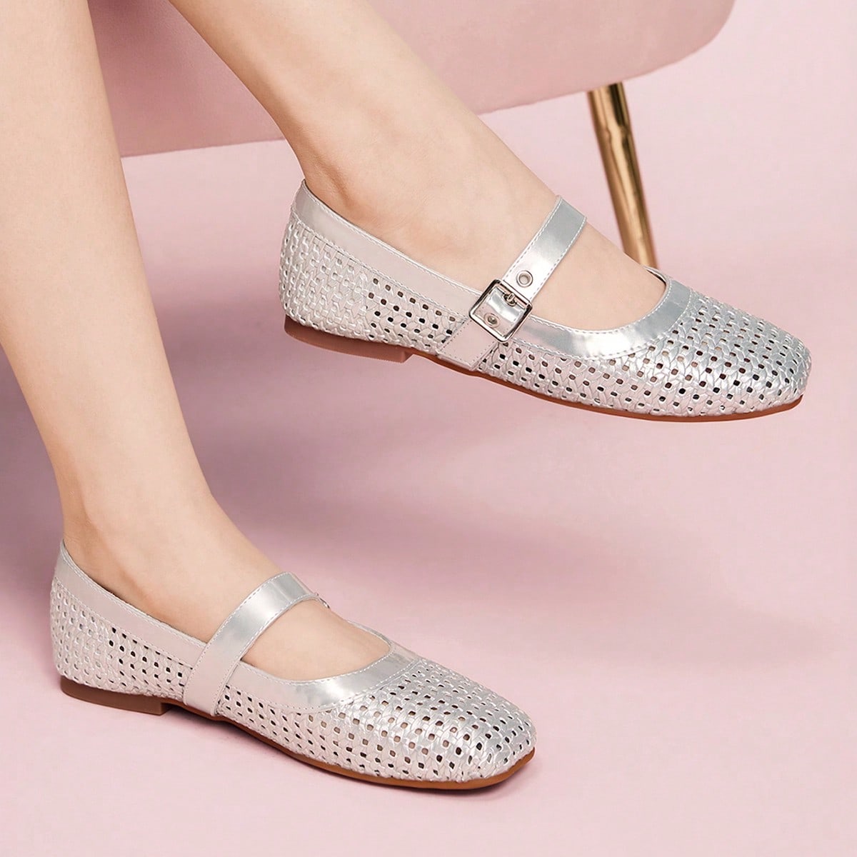 Zapatos planos de puntera redonda casuales para mujer, de tela de malla tejida en plata, estilo minimalista de moda, con cierre de cómodo y transpira