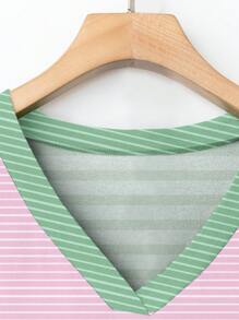 EMERY ROSE Lässiges T-Shirt mit Retro-Streifendruck und lockerem, kurzärmligem V-Ausschnitt und Tasche für Übergröße, Sommer