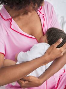 BloomMama 孕妇短袖哺乳睡衣套装两件装，带纽扣，家居服时尚睡衣 - 粉色 - 查看 5