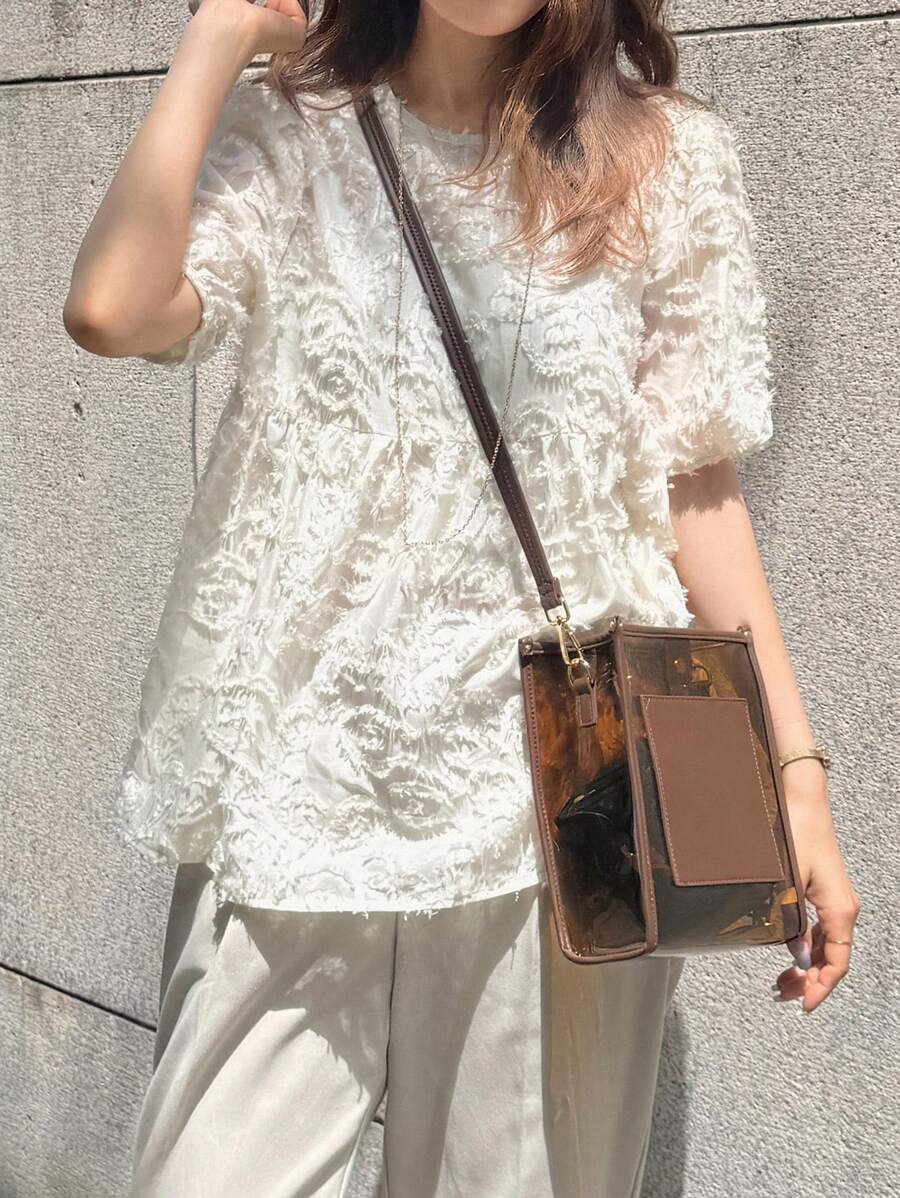 FRIFUL Áo cánh nữ cổ tròn tay bồng ngắn rộng rãi viền bèo nhún Jacquard - Màu be - Xem 1