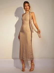 COSMINA Damen Kleid mit Metallblumen Dekor und extra langem Schulterteil - Gelb - Übersicht 1