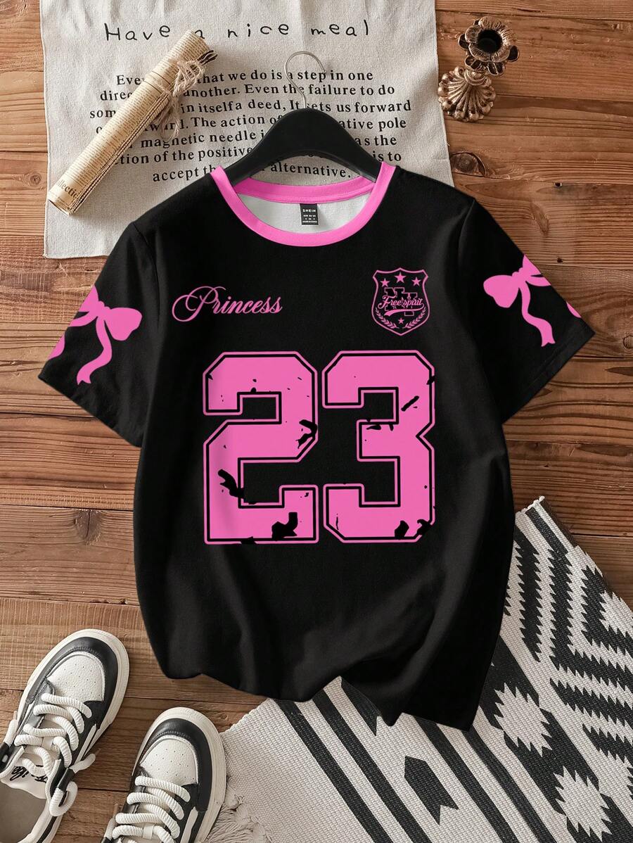 SHEIN EZwear Camiseta holgada de manga corta y cuello redondo con gráfico minimalista del número 23, apropiada para el verano, para mujeres - Multicolor - Ver 1