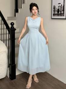 Modelyn Asymmetrical Neckline Fashion Dress - Baby Blue - View 4