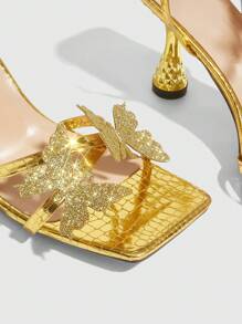 CUCCOO SZL صنادل نسائية ذات كعب عالي أصفر بتصميم مربع للأصابع مزين بالفراشات، موضة جذابة