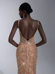 Elitara 优雅奢华香槟色亮片刺绣褶皱细肩带露背鱼尾连衣裙，适合约会、派对、正式场合、宴会（大量装饰） - 香檳色 - 查看 4