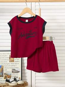 SHEIN Little Byeori 2 件/套年轻男孩舒适日常百搭时尚宽松日韩风简约运动风字母印花花灰色拼接撞色无袖短袖背心针织上衣T恤短裤套装，适合春夏季节、日常生活、运动、校园、聚会、节日、演出、摄影、返校季 - 紅色 - 查看 4