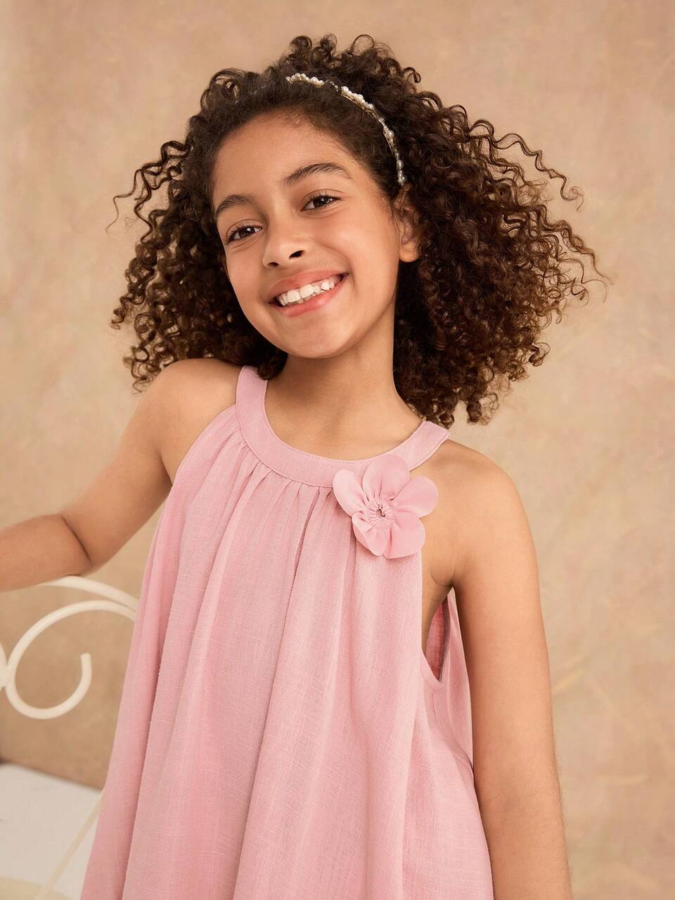 Tween Girl Loose Casual 3D Floral Decor Vest And Shorts 2 Pieces Set