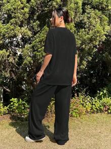 SHEIN EZwear 2 件套女式纯色宽松蝙蝠袖短袖黑色 T 恤和裤子休闲套装，加大码，2 件套夏季服装女士夏季服装，舒适两件套女式 - 黑色 - 查看 2