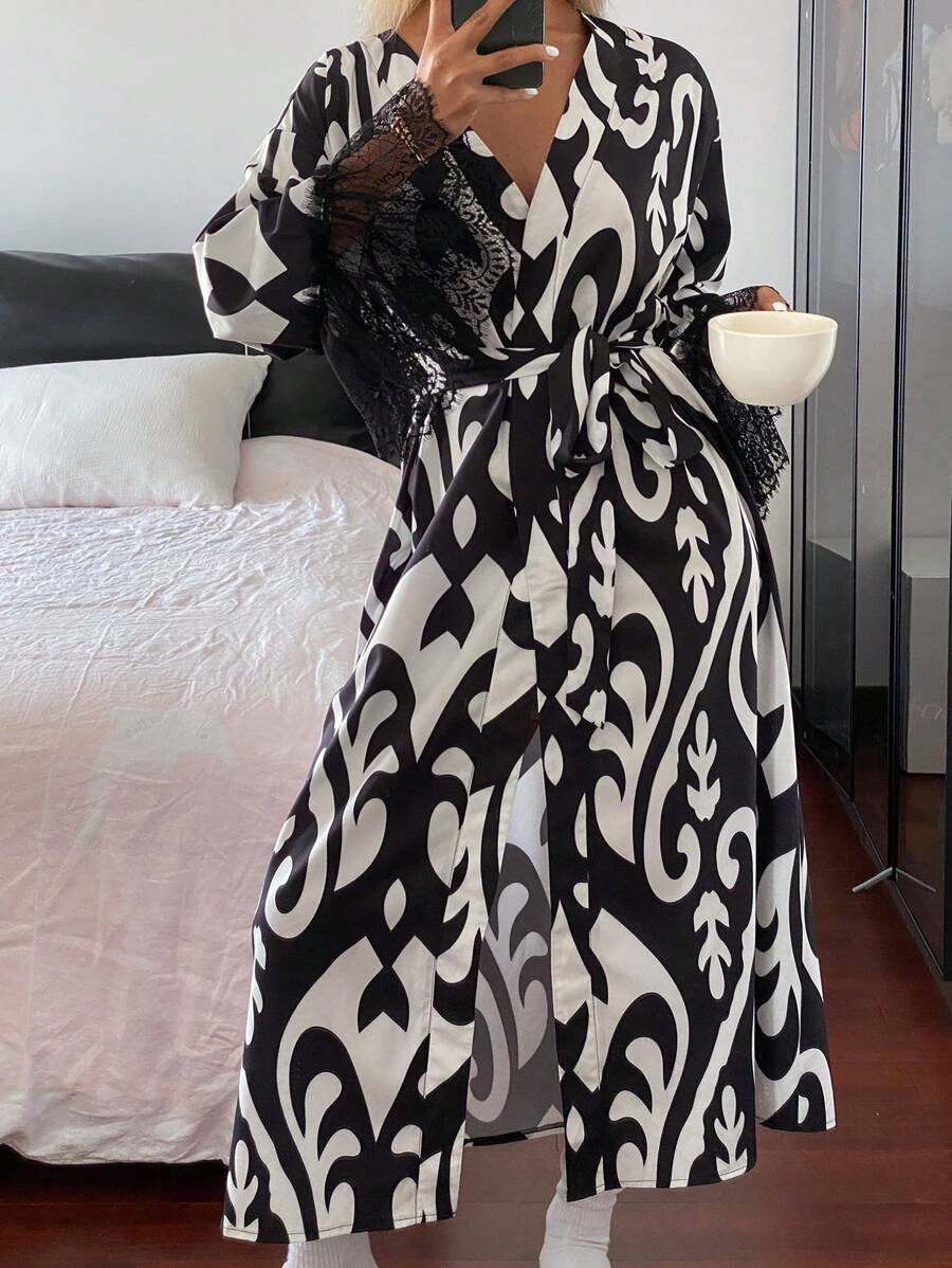 DAZY Women's Floral Print & Lace Patchwork Bathrobe Pajama - Black - View 1