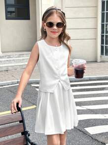 SHEIN مجموعة بنطلون قصير و سترة بدون أكمام ، من قطعتين ذات لون أحادي أنيق للبنات المراهقات