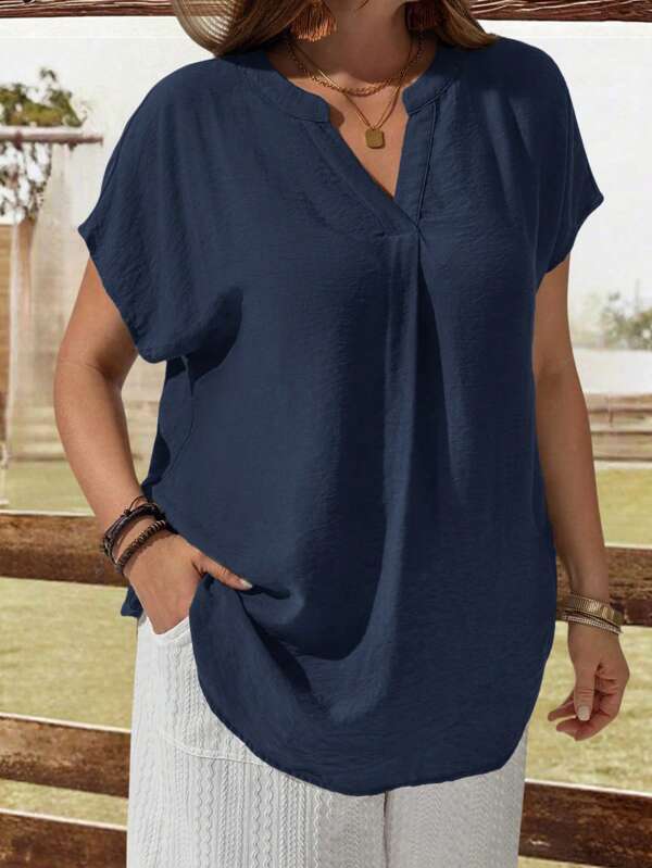 EMERY ROSE Blusa casual lisa plus size com decote em V e manga curta estilo morcego, roupas de verão, roupas de férias femininas / férias, roupas femininas estilo boho
