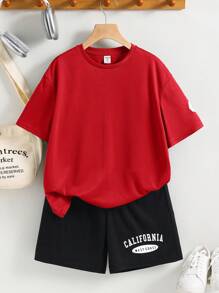 SHEIN 2pcs Kids/Tween Boy Casual Versatile Comfortable Street Fashion Letter Print Loose Round Neck Short Sleeve Knit T-Shirt And Shorts Set, Suitable For School, Garden, Beach, Birthday, Spring, Summer, Fall, Winter - Red - View 2