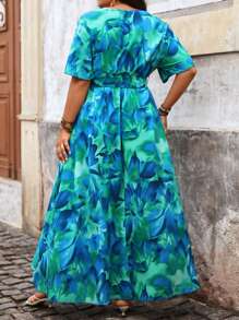 Breezaya Vestido de vacaciones elegante para mujer talla grande con escote en V, mangas cortas, abertura y tirantes cruzados sueltos - Multicolor - Ver 2