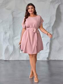 SHEIN Clasi Vestido rosa de talla grande para mujer, de viscosa, de cuello redondo, de manga corta, con cintura con lazada y estilo informal para primavera/verano - Rosa vieja - Ver 1