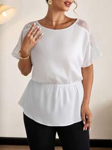 SHEIN Clasi Camisa de verano elegante de talla grande con unicolor, parche de encaje, cuello redondo y mangas tipo murciélago para mujeres - Blanco - Ver 5