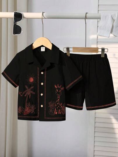 2 件套年轻男孩夏威夷花朵印花衬衫和短裤，舒适、透气、凉爽、吸湿排汗，适合春夏季日常穿着、运动、户外、学校、派对、节日、拍照、返校