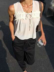 SHEIN Essnce 女士夏季纯色无袖前系带褶皱衬衫，飘逸上衣，海岛度假，蜜月女士，母亲节，透明上衣，奶油黄色