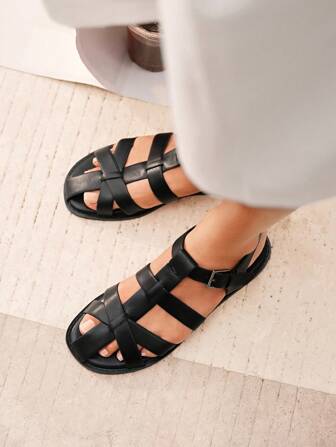 HighSole 女士休闲圆头黑色平底凉鞋，设计简约，柔软舒适，春夏季百搭，适合户外、旅行、海滩和日常通勤