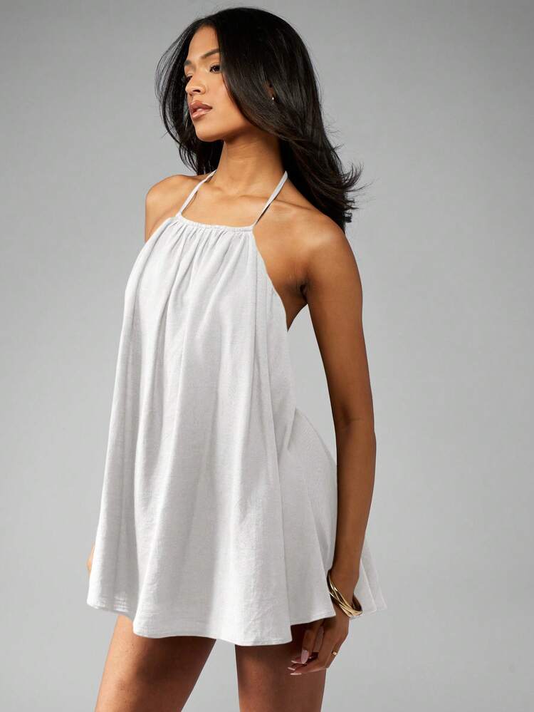 MISSGUIDED Macaquinho de Linho com Decote Halter e Costas Abertas, Vestimenta de Verão para Praia, Resort, Férias, Ilha, Festival, com Alças Ajustáveis e Fluido