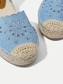 Styleloop Women's Hollow-Out Flat Fisherman Sandals, Bohemian Style Vacation Shoes - Blue - View 5