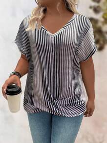 EMERY ROSE 大码女式V领彩虹下摆交叉扭纹设计休闲短袖T恤 - 彩色 - 查看 6