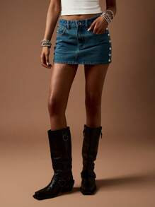 MISSGUIDED Y2K Inspired Mini Denim Skirt Side Stud Detail Festival Clubwear Western Cowgirl Motorcycle Grunge Alternative Streetwear Statement Piece - Baby Blue - View 5
