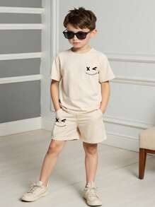 SHEIN 男童休闲笑脸印花圆领短袖两件套 蓝色 日常装 春夏 - 卡其色 - 查看 4