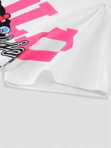 ROMWE MEN Street Life Men Letter & Figure Print Round Neck Short Sleeve Casual T-Shirt And Drawstring Waist Shorts Set