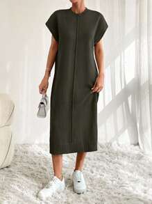 EURMUSE Solides Kleid mit Fledermausärmeln und Knopfdetails