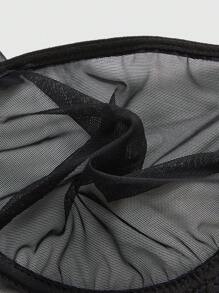 ROMWE Goth Conjunto de lencería sexy de sujetador con aro de malla transparente, tanga y liguero en talla grande con estilo gótico