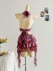 Soleia 女士复古扎染印花深 V 吊带露背蝴蝶结吊带上衣和多层荷叶边下摆迷你裙套装，适合派对、性感约会、下午茶、街头、城市度假、音乐节、海滩 - 彩色 - 查看 2