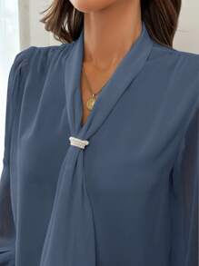 SHEIN Privé Blusa elegante de manga transparente con lazo de mujer talla grande de unicolor - Azul Marino - Ver 9