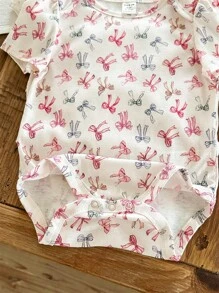 SHEIN LMoss Kids 5件套新生女宝宝夏季可爱针织碎花波点卡通印花短袖连体衣套装 - 彩色 - 查看 4