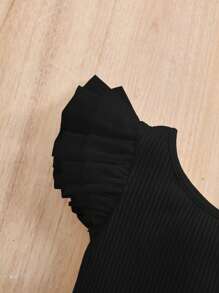 SHEIN 新生女宝宝可爱夏季针织黑色荷叶边吊带连体衣 - 黑色 - 查看 6